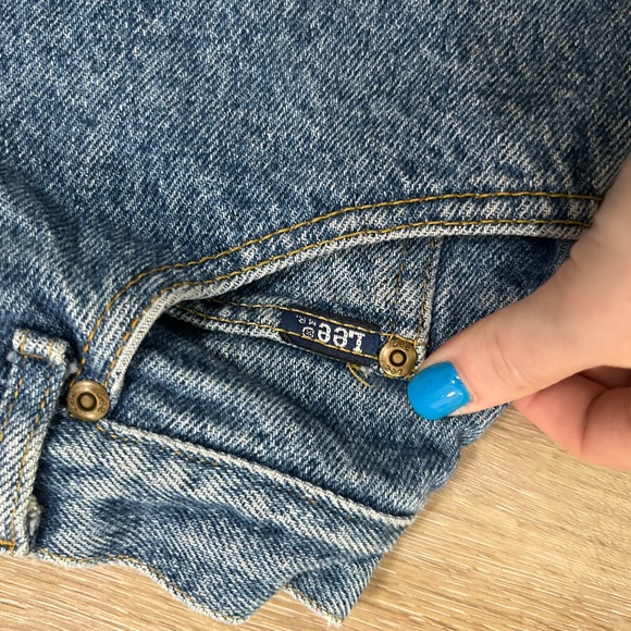 Vintage Lee loose cut off shorts - Picture 2 of 4